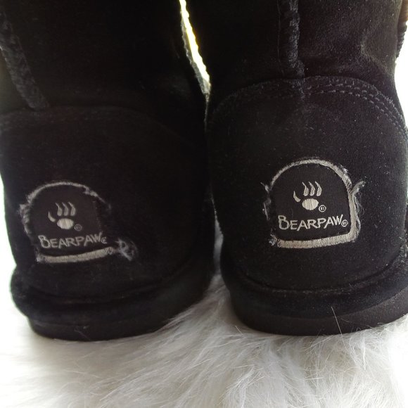 *SOLD* BearPaw "Emma" Boots - Picture 4 of 7